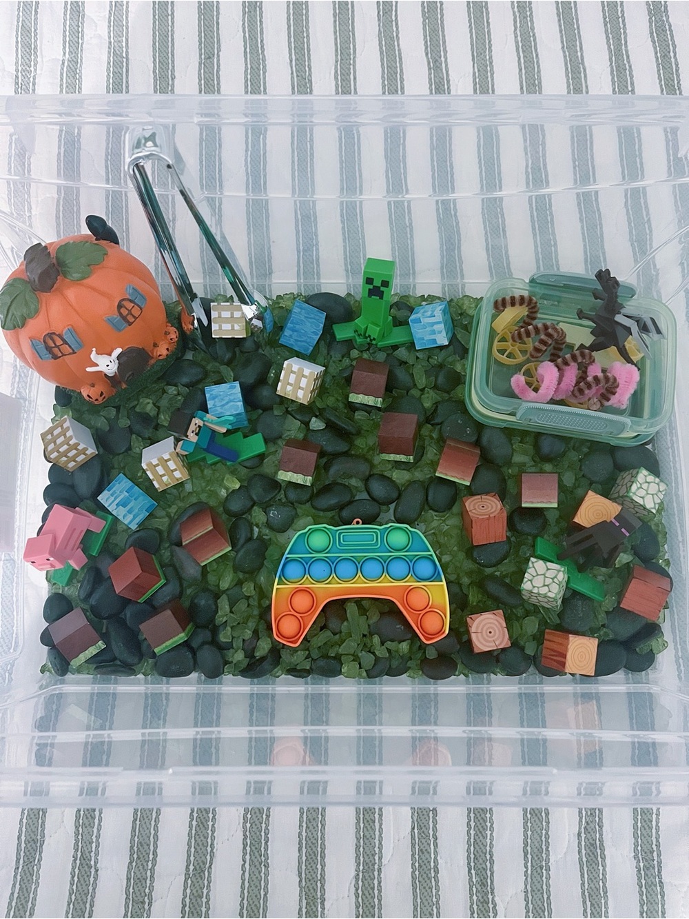 Minecraft Pumpkin Patch Sensory Kit - Kids Toys